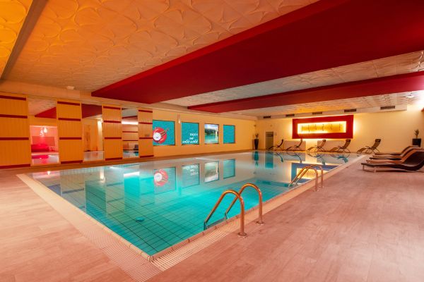 Schlosshof Resort Hotel & Camping (Lana)